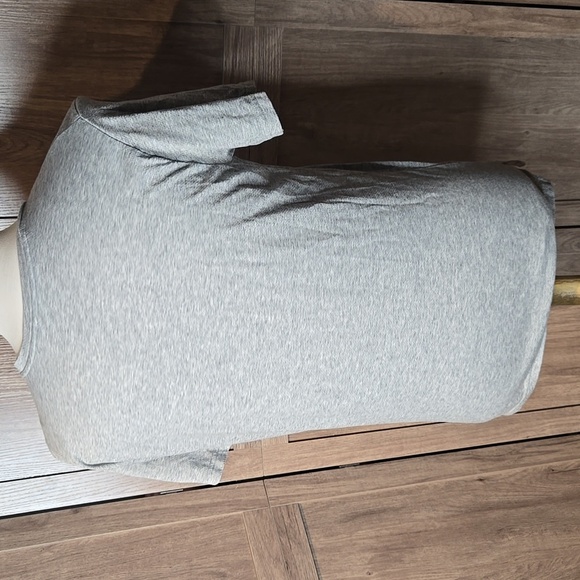 Nike Men's Gray T-Shirt - Picture 4 of 5